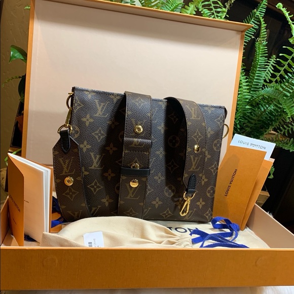 Check out my avail listing in my closet - Picture 12 of 13